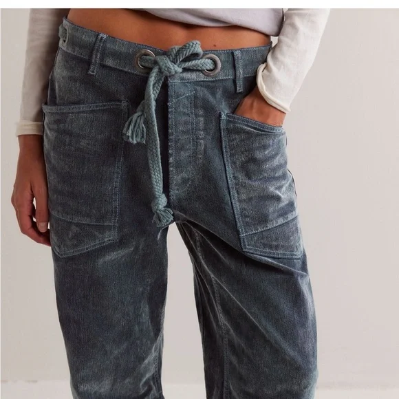 We the Free People Flocked Moxie Barrel Jeans Mountain Green - Picture 2 of 7